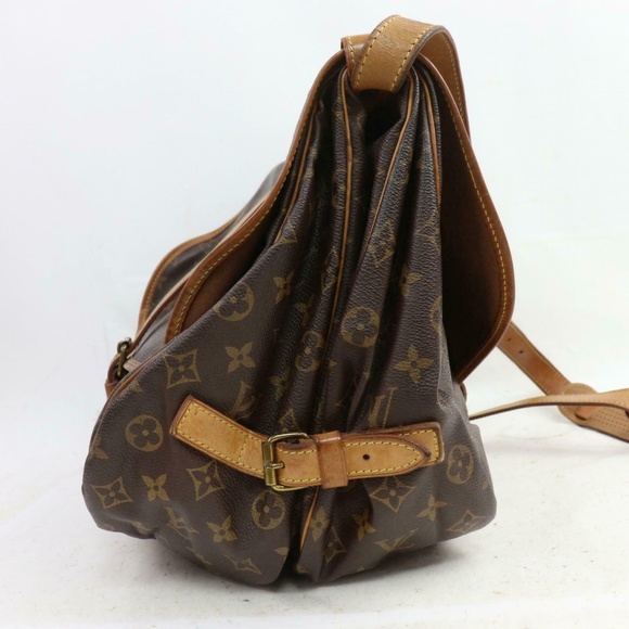Louis Vuitton Brown Monogram Crossbody Bag - Picture 4 of 16
